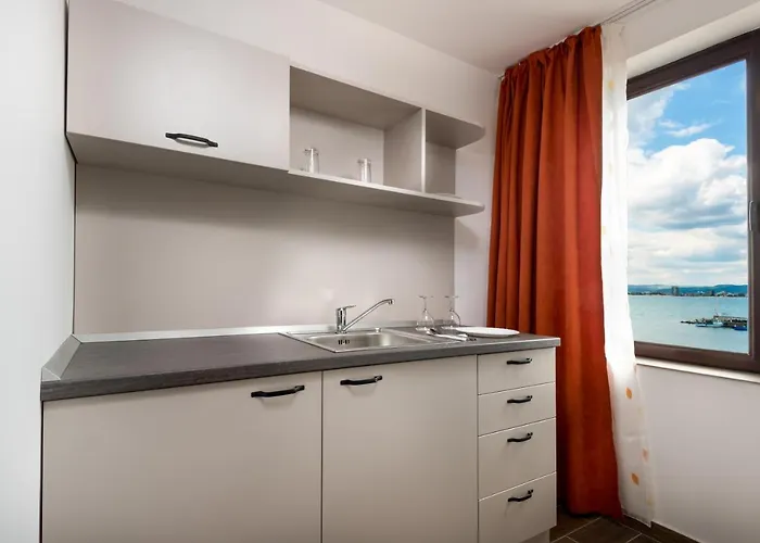 Panorama Blue Family And Free Parking Nesebar