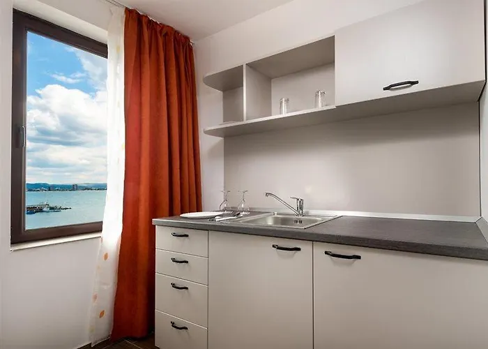 Hotel Panorama Blue Family And Free Parking Nesebar