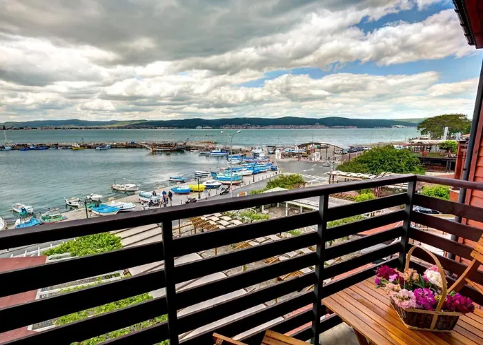 Panorama Blue Family And Free Parking Hotel Nesebar